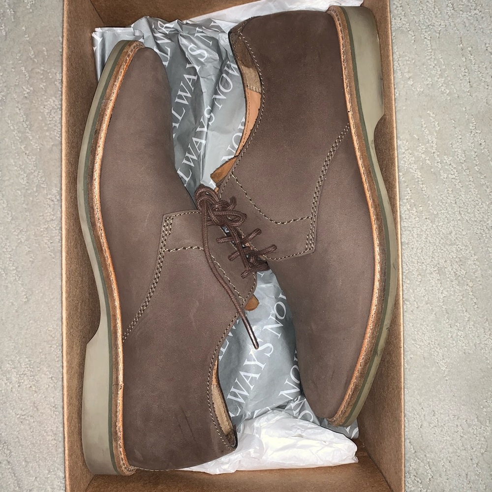Clarks dress shoes